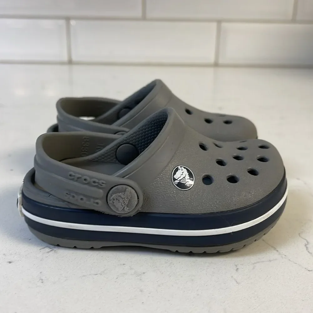 Crocs Unisex Kids Crocband Clog Size 4 Grey & Navy Blue